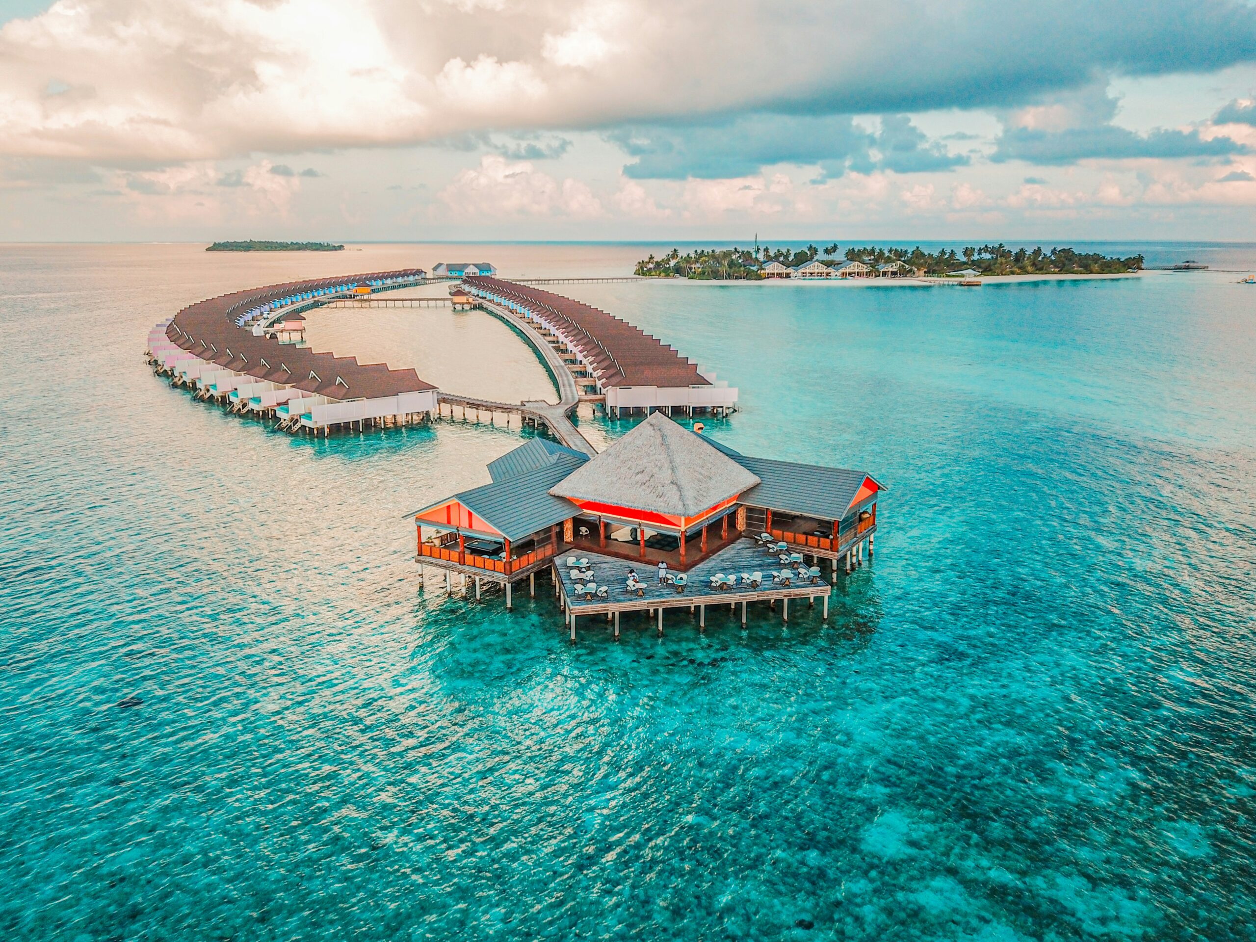 Naalio Travels Maldives resort holiday planning